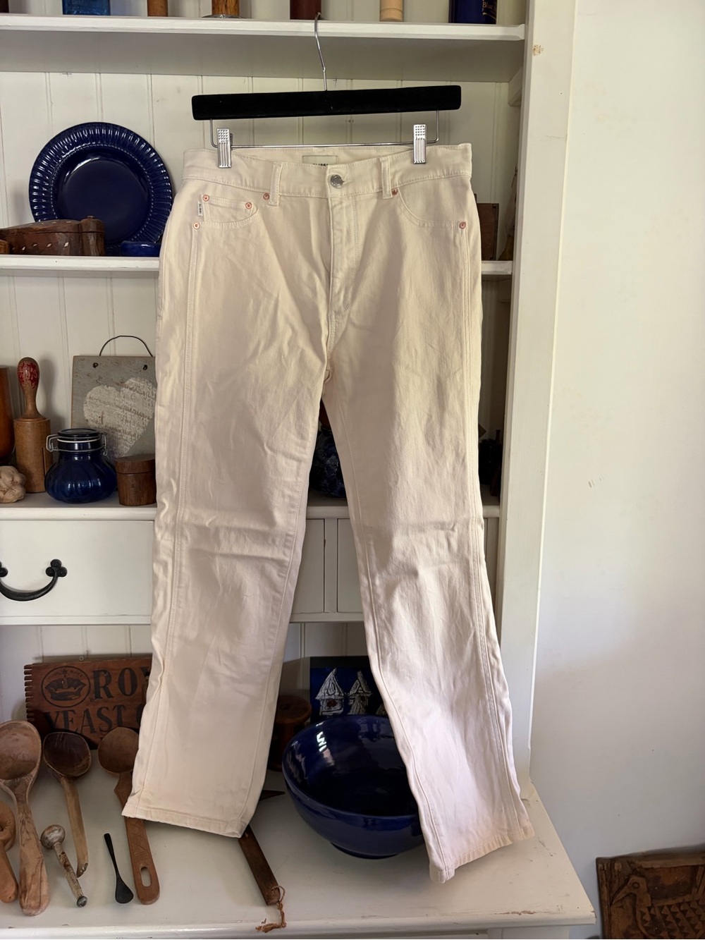 DL1961 Natural Cream Straight-Leg Jeans